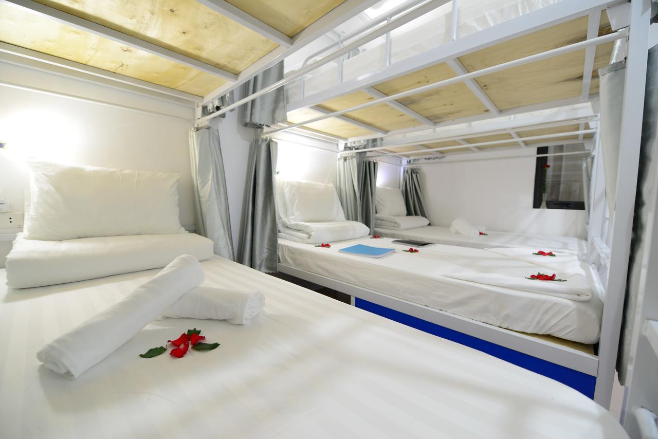 Pillow Backpacker Hostel (Adults Only) Hanoi Luaran gambar
